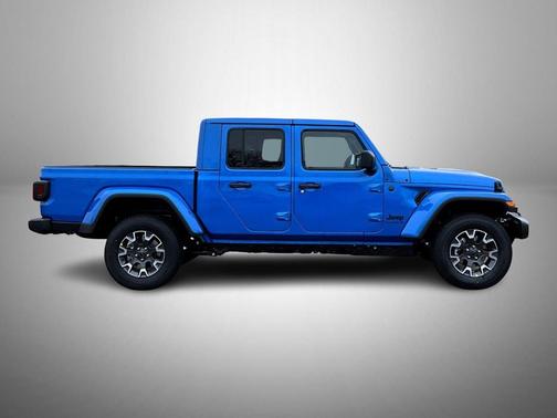 2026 Jeep Gladiator Sahara 4x4