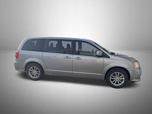2020 Dodge Grand Caravan SE