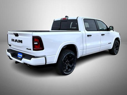 Bright White Clearcoat 2026 RAM 1500 Big Horn/Lone Star