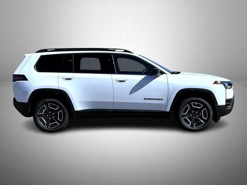 Bright White Clearcoat 2026 Jeep Cherokee Limited