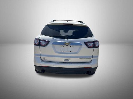 White Diamond Tricoat 2014 Chevrolet Traverse LTZ