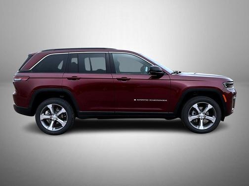 Velvet Red Pearlcoat 2026 Jeep Grand Cherokee Limited