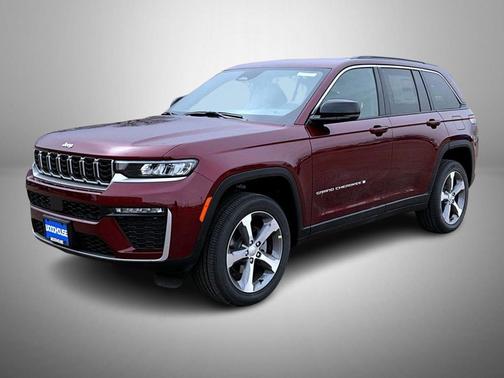 Velvet Red Pearlcoat 2026 Jeep Grand Cherokee Limited