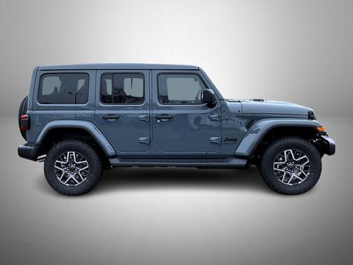 2026 Jeep Wrangler 4-Door Sahara 4x4