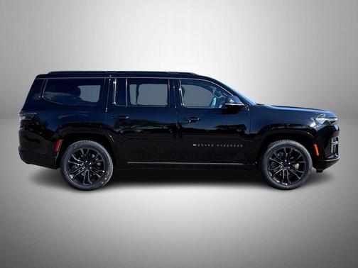 High Gloss Black 2026 Jeep Grand Wagoneer Summit Reserve 4x4