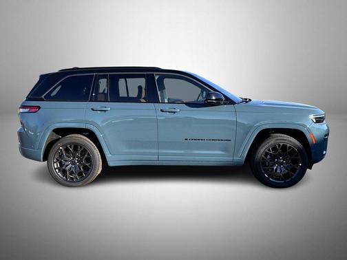 Steel Blue 2027 Jeep Grand Cherokee Summit
