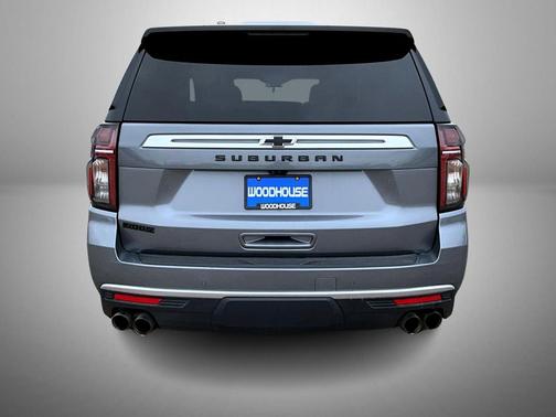 2022 Chevrolet Suburban 4WD High Country