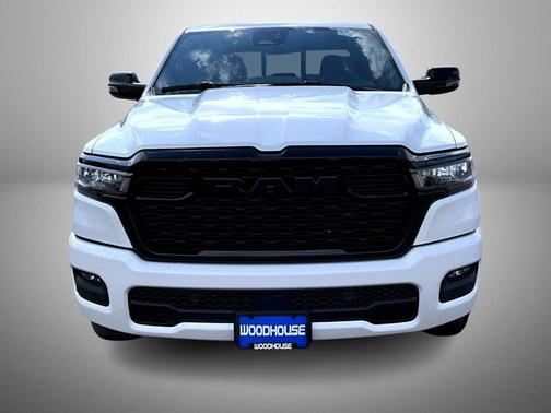 Bright White Clearcoat 2026 RAM 1500 Big Horn/Lone Star