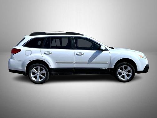 Satin White Pearl 2014 Subaru Outback 2.5i Premium