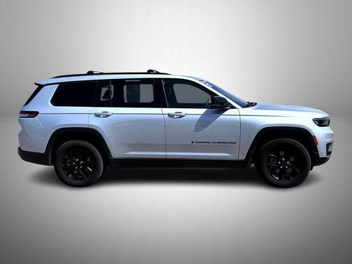 Silver Zynith 2024 Jeep Grand Cherokee L Altitude