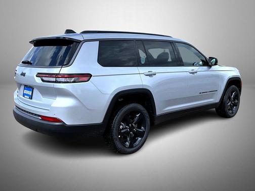 Silver Zynith 2026 Jeep Grand Cherokee L Limited