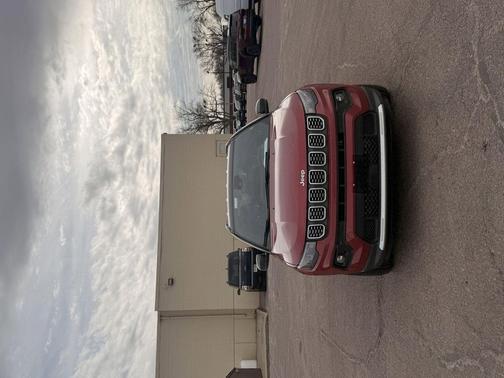 Red Hot Pearlcoat 2025 Jeep Compass Limited