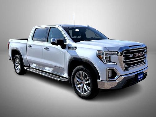 White Frost Tricoat 2022 GMC Sierra 1500 SLT