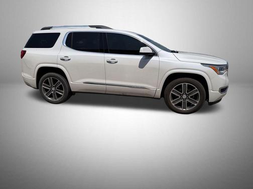 White Frost Tricoat 2018 GMC Acadia Denali