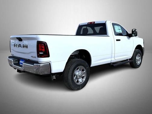 2026 RAM 2500 Tradesman Regular Cab 4x4 8' Box