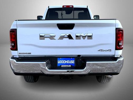 2026 RAM 2500 Tradesman Regular Cab 4x4 8' Box