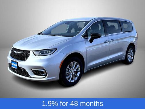 Silver Mist Clearcoat 2026 Chrysler Pacifica L