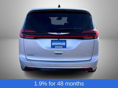 Silver Mist Clearcoat 2026 Chrysler Pacifica L