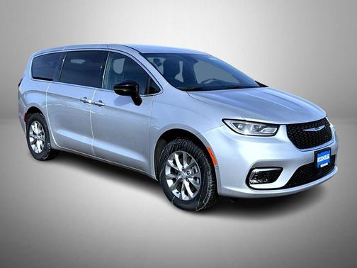 Silver Mist Clearcoat 2026 Chrysler Pacifica L