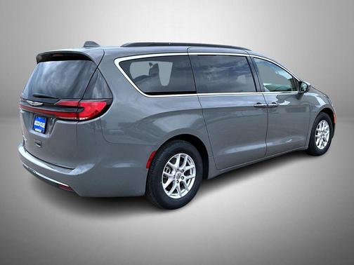 Ceramic Gray Clearcoat 2022 Chrysler Pacifica Touring L