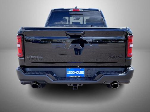 Diamond Black Crystal Pearlcoat 2026 RAM 1500 Rebel