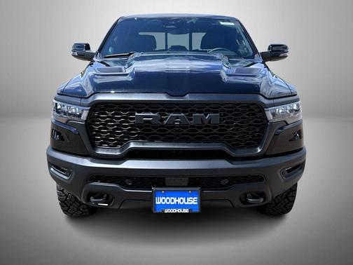Diamond Black Crystal Pearlcoat 2026 RAM 1500 Rebel
