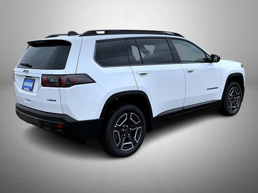 Bright White Clearcoat 2026 Jeep Cherokee Laredo 4x4
