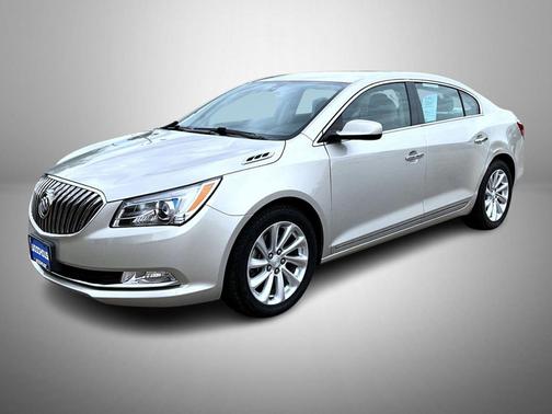 Champagne Silver Metallic 2014 Buick LaCrosse Base