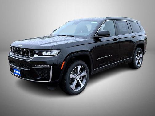 Diamond Black Crystal Pearlcoat 2026 Jeep Grand Cherokee L Limited