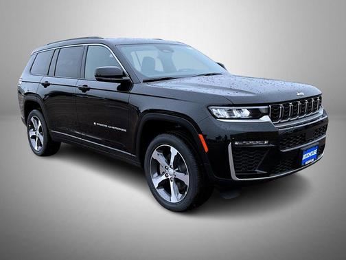 Diamond Black Crystal Pearlcoat 2026 Jeep Grand Cherokee L Limited