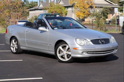 2005 Mercedes-Benz CLK-Class 320 Cabriolet