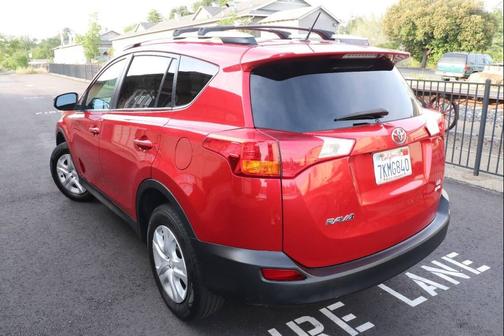 Barcelona Red Metallic 2015 Toyota RAV4 LE