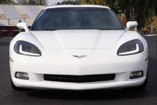 2005 Chevrolet Corvette Base