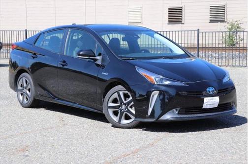 2022 Toyota Prius XLE