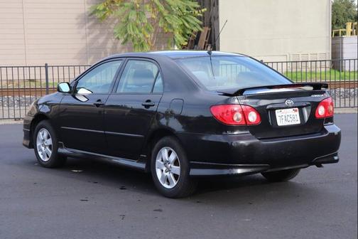 2007 Toyota Corolla S
