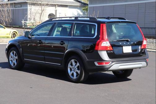 2010 Volvo XC70 3.2