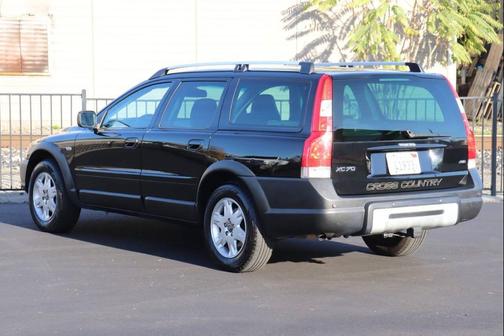 2006 Volvo XC70 Base AWD 4dr Wagon