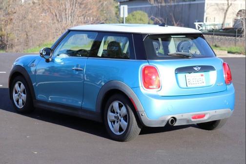 2016 MINI Hardtop Cooper