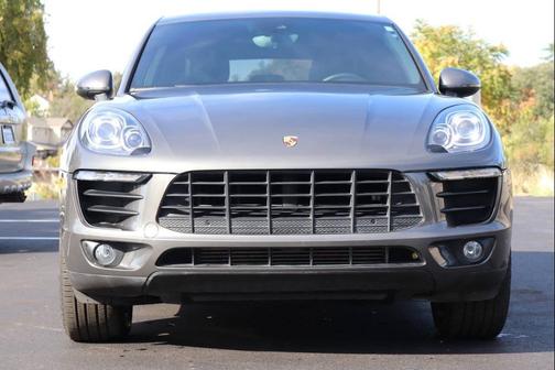 2017 Porsche Macan Base AWD 4dr SUV