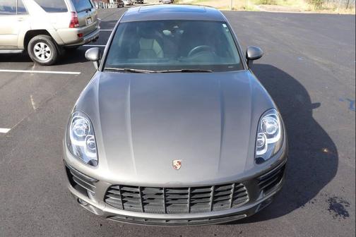2017 Porsche Macan Base AWD 4dr SUV