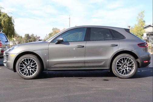 2017 Porsche Macan Base AWD 4dr SUV