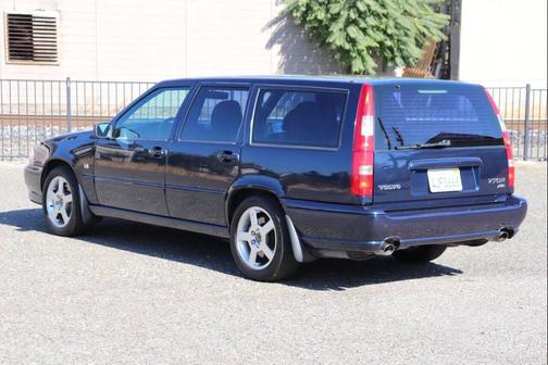 2000 Volvo V70 R