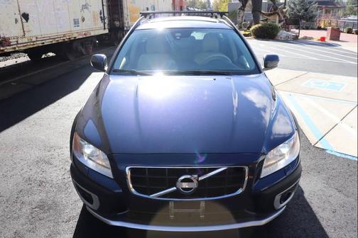 2013 Volvo XC70 T6 Premier Plus