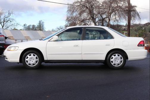 2001 Honda Accord LX 4dr Sedan