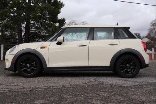 2017 MINI Hardtop Cooper