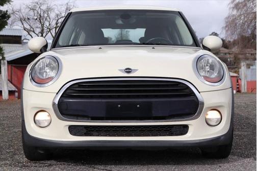 2017 MINI Hardtop Cooper
