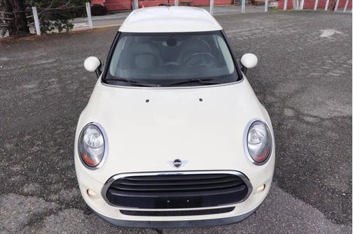 2017 MINI Hardtop Cooper