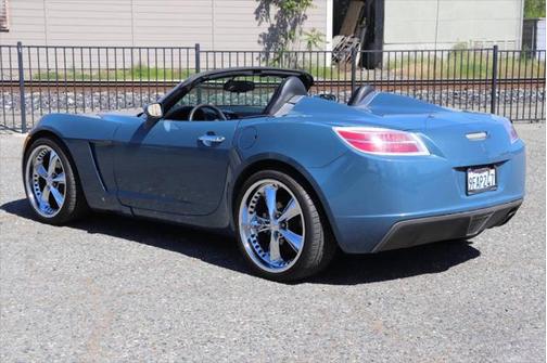 2007 Saturn Sky Base 2dr Convertible