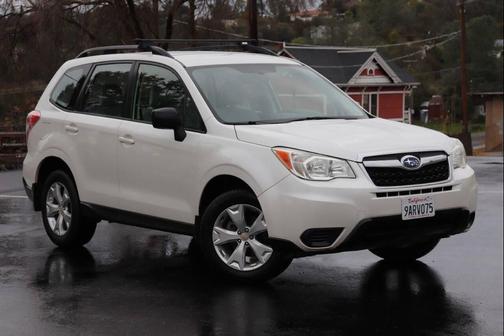 2015 Subaru Forester 2.5i
