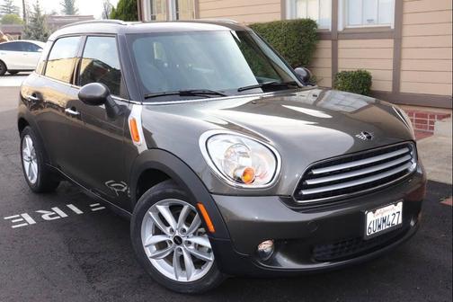 2012 MINI Cooper Countryman Base